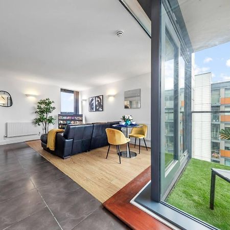 Lovely & Cosy 2 Beds London Skyline View エクステリア 写真
