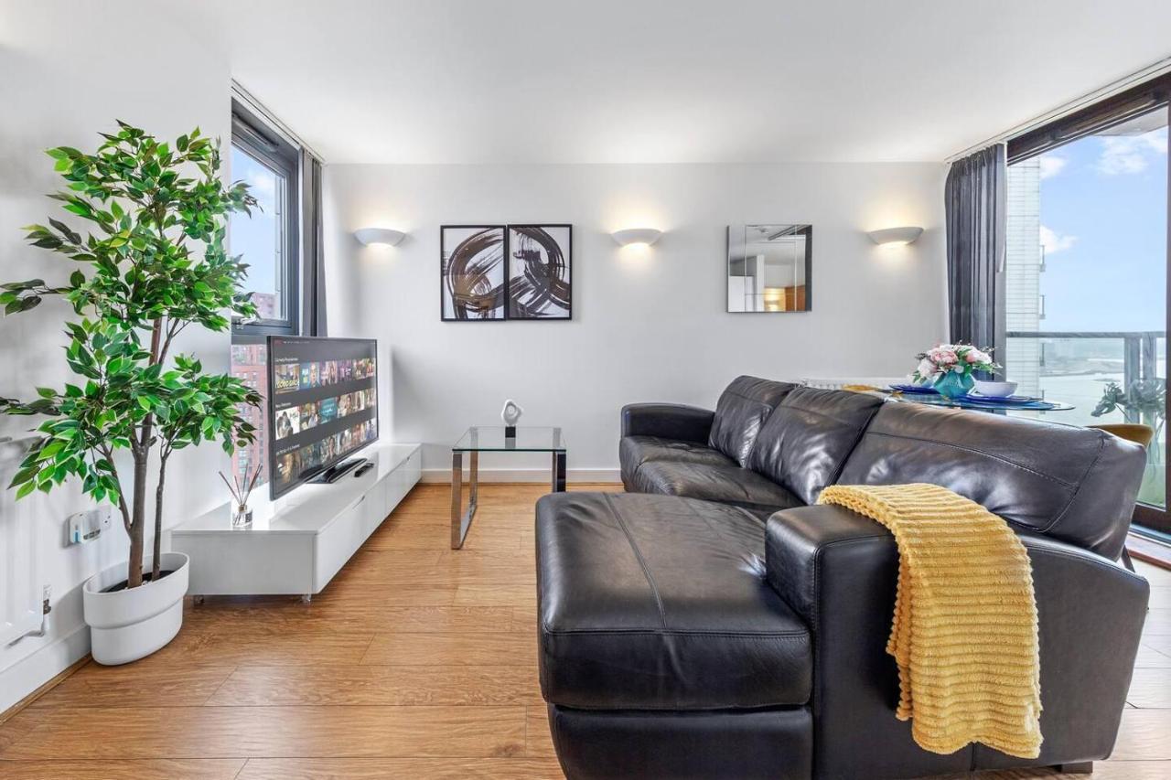 Lovely & Cosy 2 Beds London Skyline View エクステリア 写真