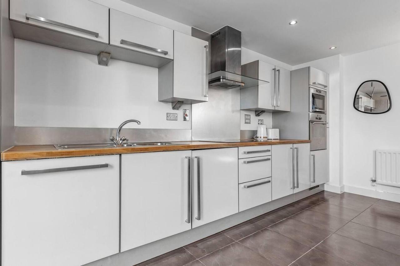Lovely & Cosy 2 Beds London Skyline View エクステリア 写真